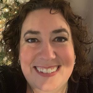 Meet your Posher, Posh